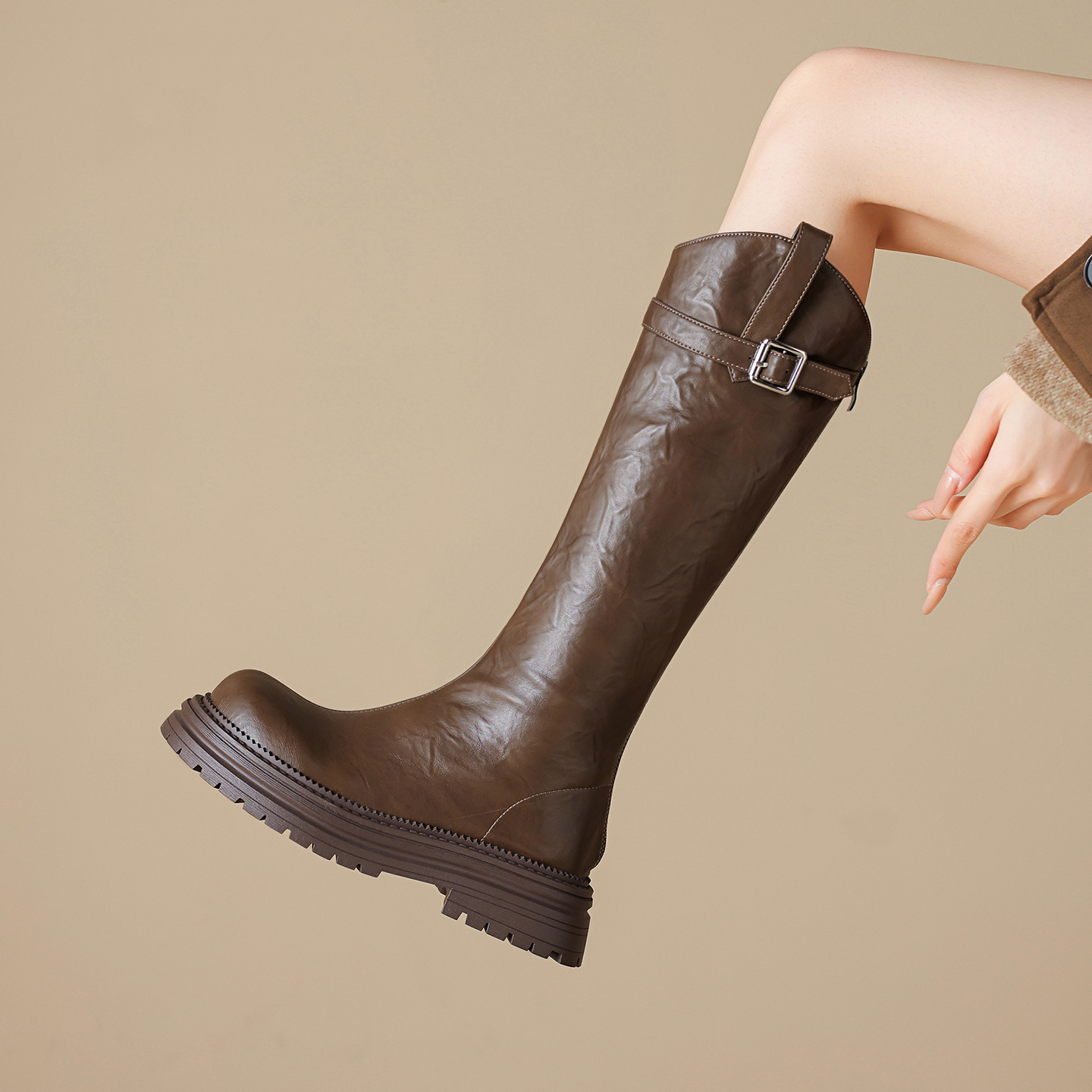 女皮带扣高跟大码后拉链长靴4143