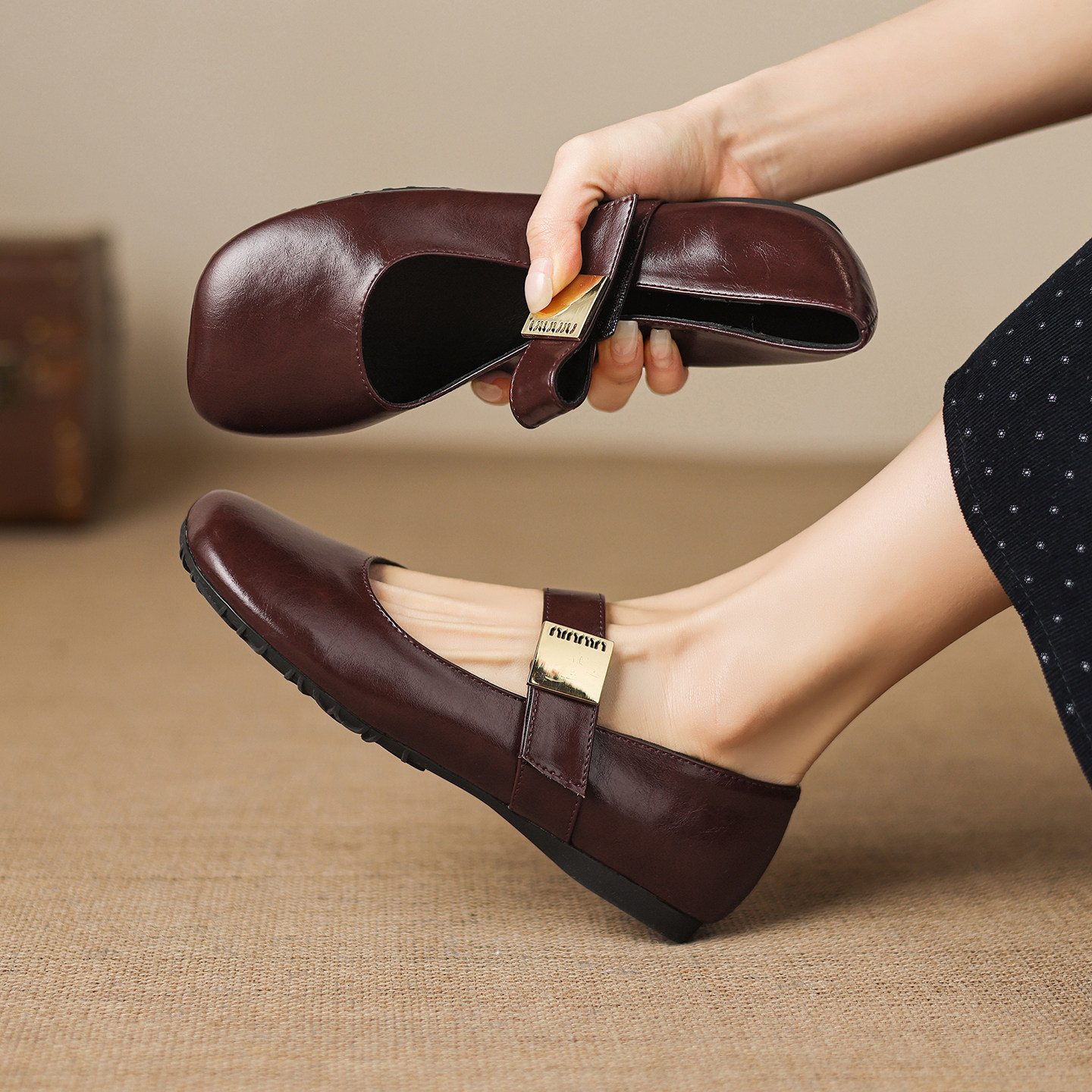 ladyblack法式玛丽珍鞋女一字带平底大码软底浅口低跟单鞋41-43春,女鞋,玛丽珍鞋,淘宝优惠券,粉丝福利购,淘宝优惠卷