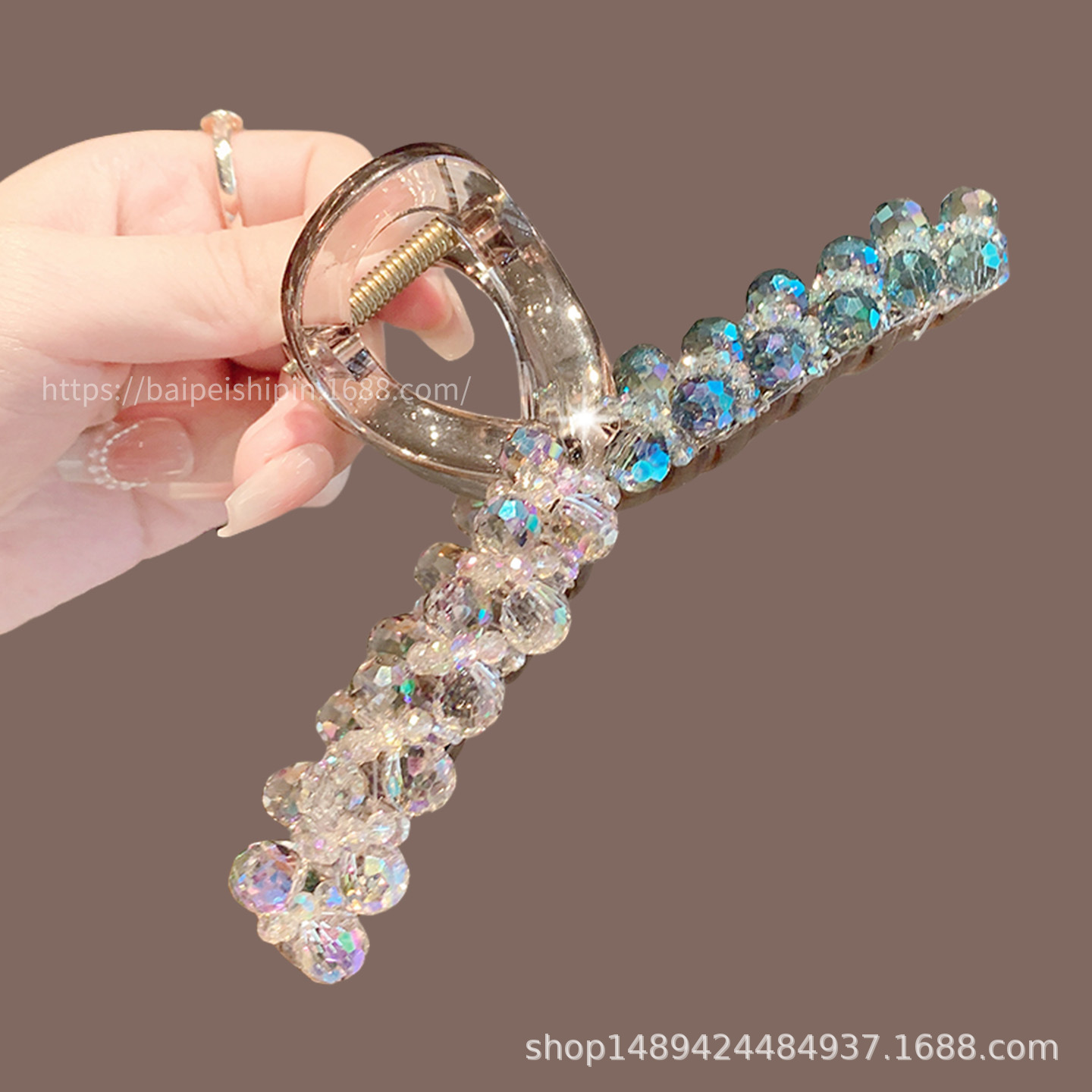 2025新款轻奢水晶抓夹网红水钻鲨鱼夹韩版发量大后脑勺盘发抓夹女