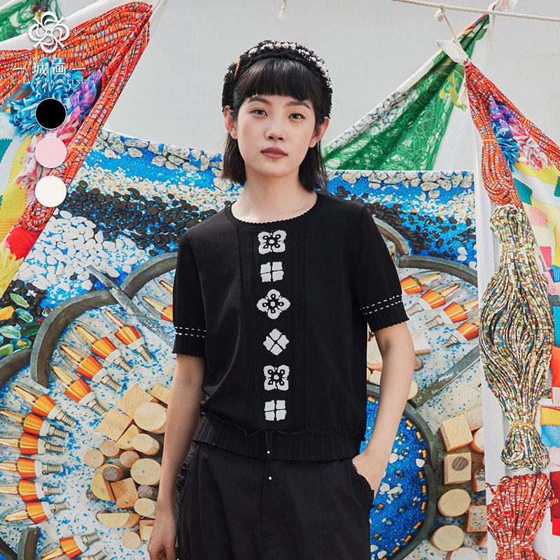 一城画一夏季文艺范短款套头毛衫柿蒂纹图案显瘦上衣黑色