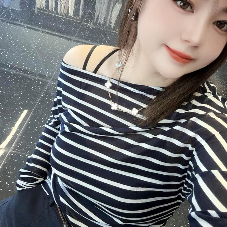 欧货洋气女装黑白条纹性感一字领露肩弹力长袖T恤小衫打底衫上衣