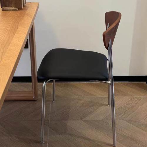 家用中古餐椅实木靠背网红轻奢复古简约设计感侘寂风黑色餐桌椅子