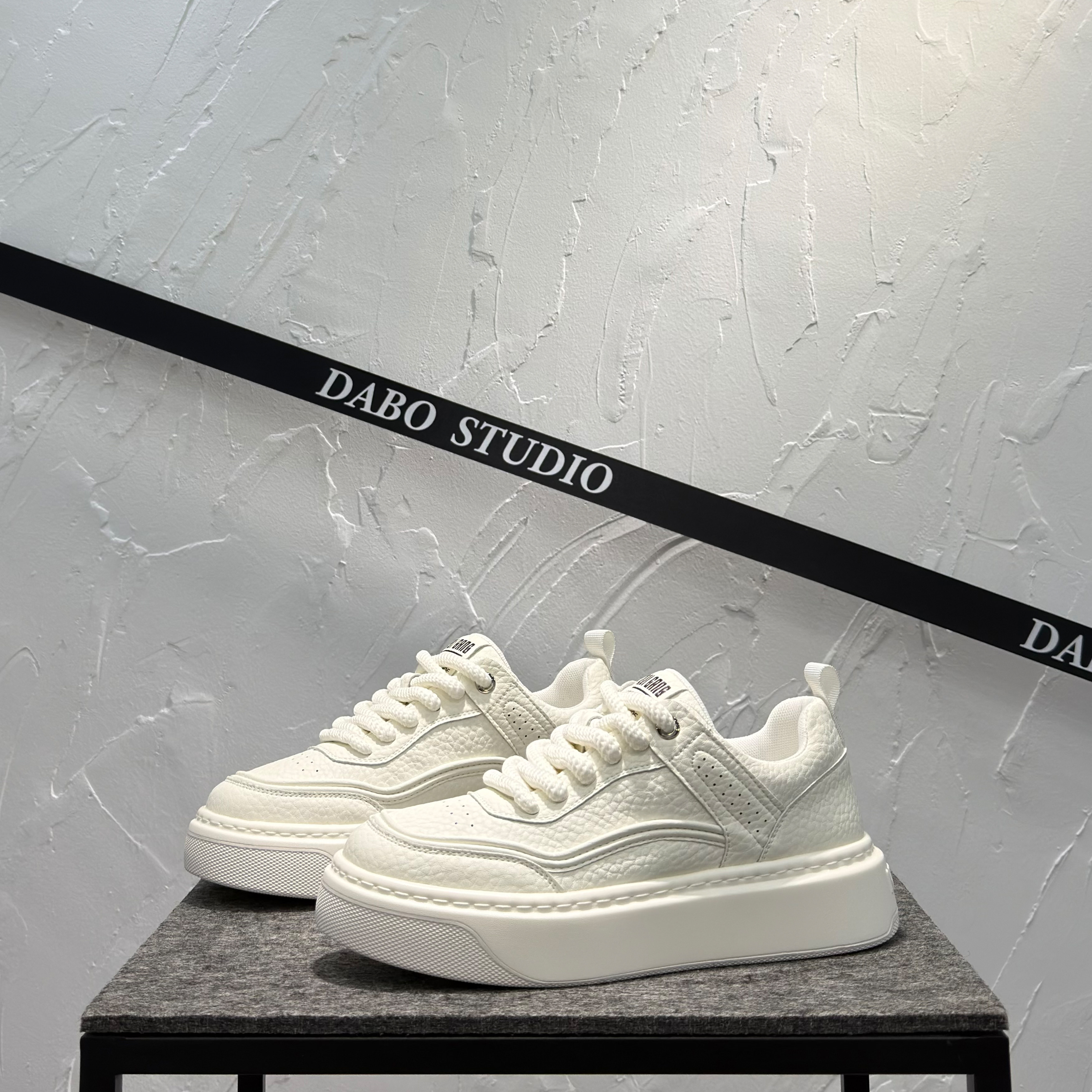 小白鞋男鞋2026新款春季板鞋低帮系带厚底增高鞋百搭潮运动休闲鞋,流行男鞋,休闲板鞋,淘宝优惠券,粉丝福利购,淘宝优惠卷