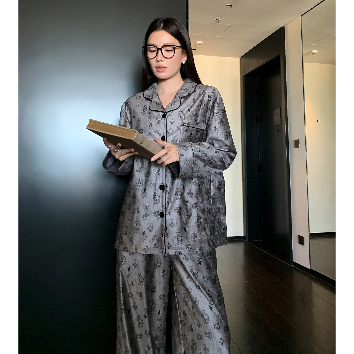 猫人海岛绒睡衣女款冬季