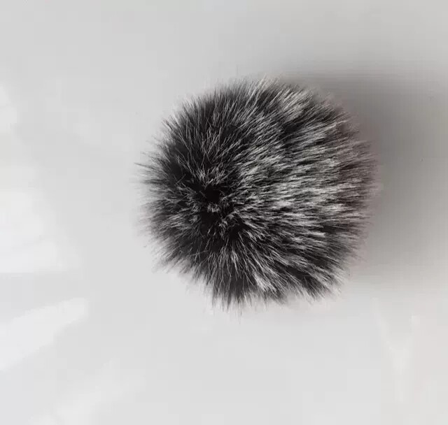 适用博雅BOYA mini无线指尖麦克风降噪毛毛套夹领式话筒毛球咪罩