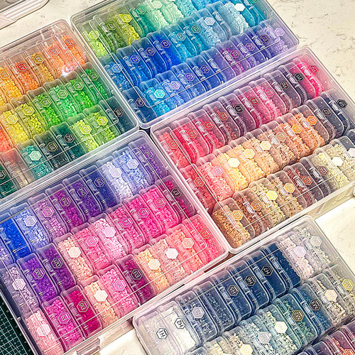 拼豆收纳套盒透明米散珠分装盒子