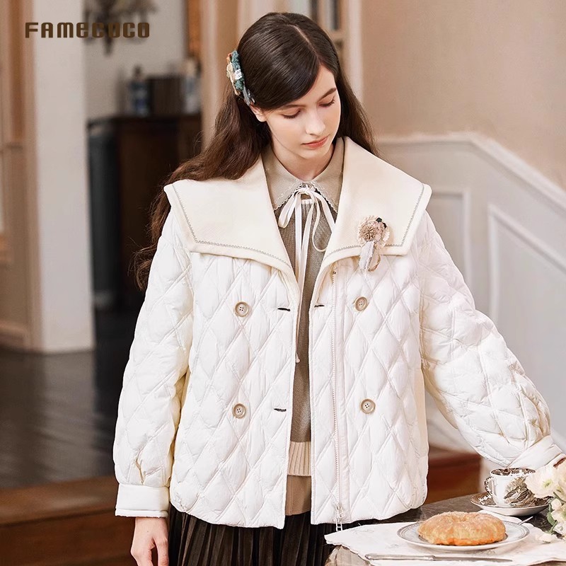 Famecoco折扣店海军领拼接短款菱格轻薄羽绒服宽松显瘦FAB8AJ020