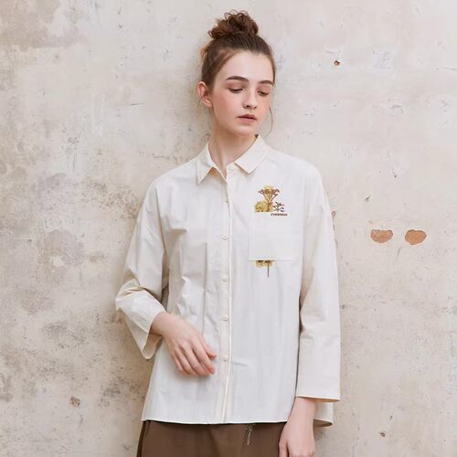 Famecoco经典款印花刺绣纯棉翻领衬衫宽松百搭白衬衣FAC1BH010