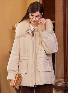 Famecoco范可儿宽松休闲羽绒服短款工装风派克服带毛领FAB8AJ007