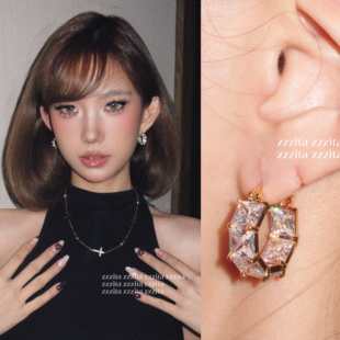 ZZZITA Chic～辣妹高级设计感气质方形闪钻耳环 天生时髦·Born