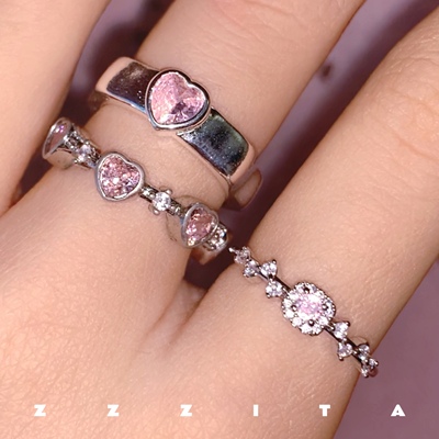 粉钻爱心戒指小众高级感