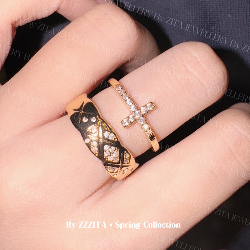 ZZZITA Caramel Kiss·焦糖奶咖～闪钻十字架菱格纹ins戒指两件套