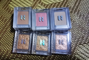 韩国holika惑丽客眼影单色打底色鹅黄色眼睑下至高光卧蚕色清仓