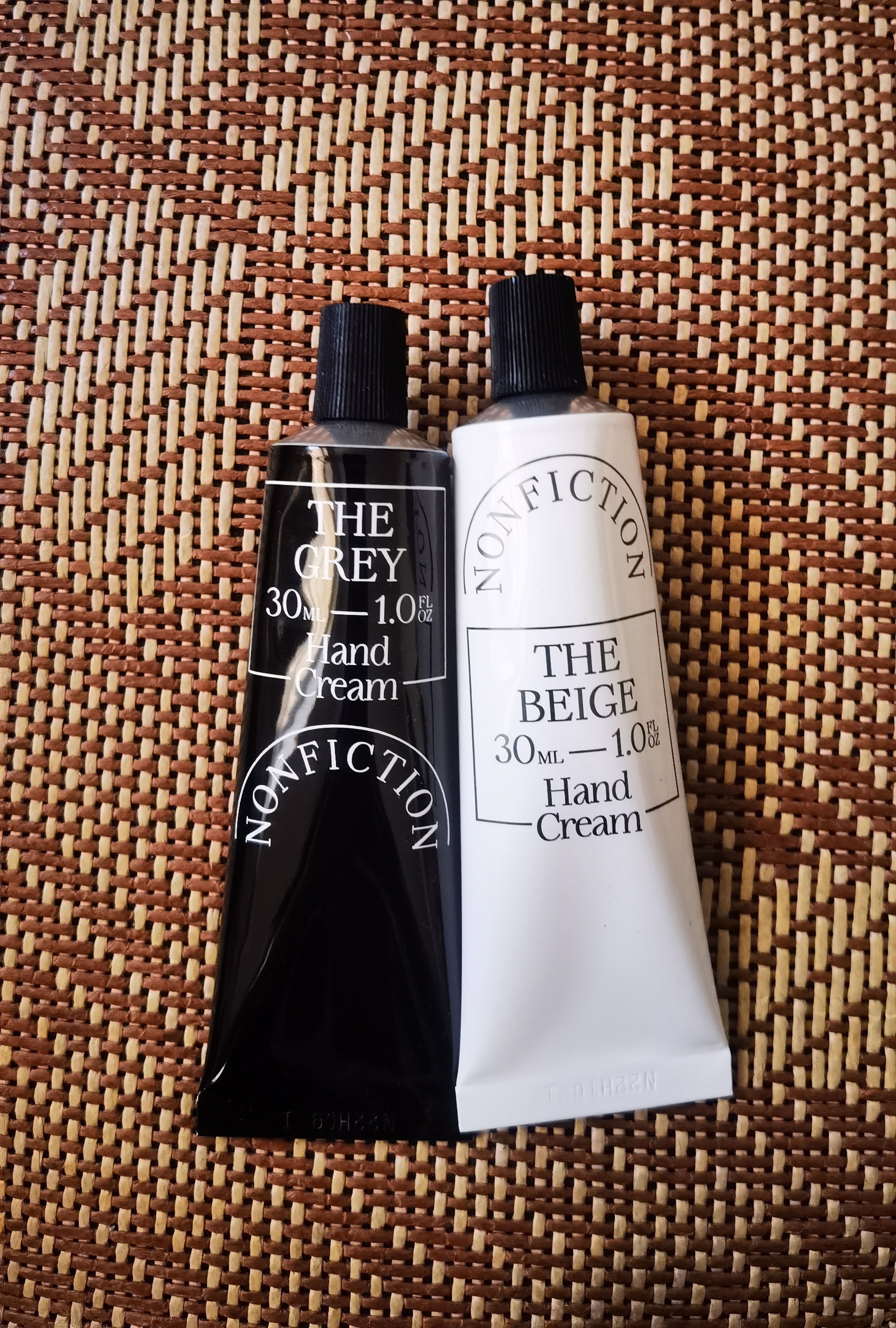 nonfiction护手霜onuk同款韩国梨泰院汉南洞檀香木质奶香麝香现货