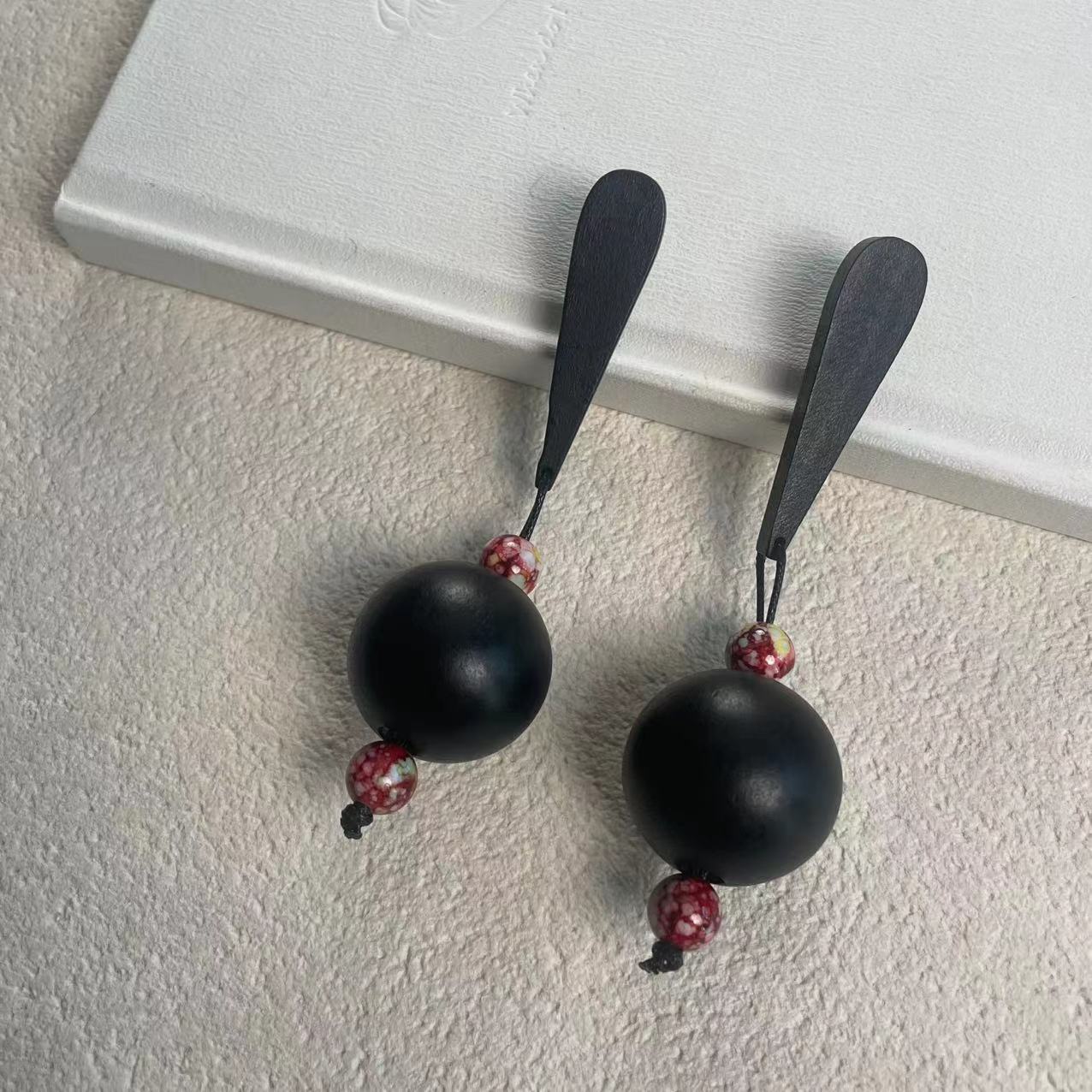 复古潮流木质水滴圆珠流苏耳环个性甜酷夸张轻奢高级小众耳饰新款