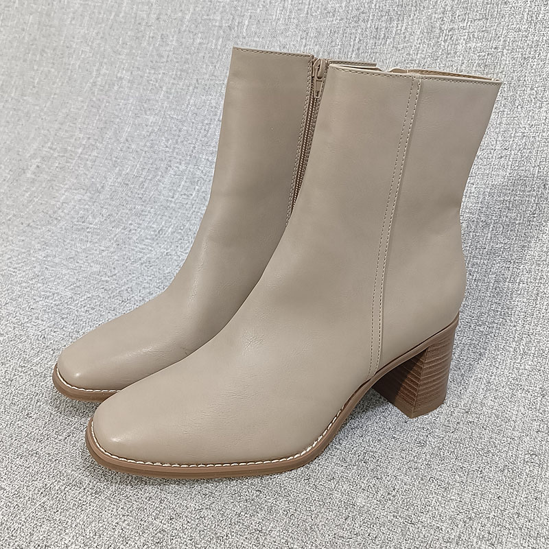 外贸百搭尖头时尚粗跟女短靴大码女鞋切尔西靴时装靴 T3185