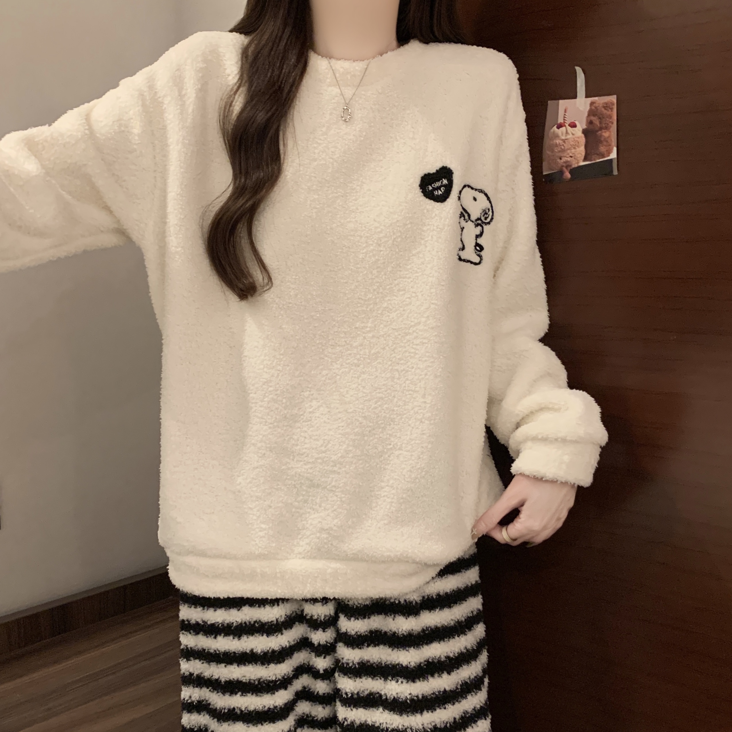 2025年半边绒冬季新款珊瑚绒睡衣