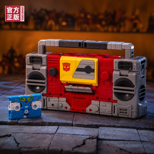 ss86录音机变形金刚玩具