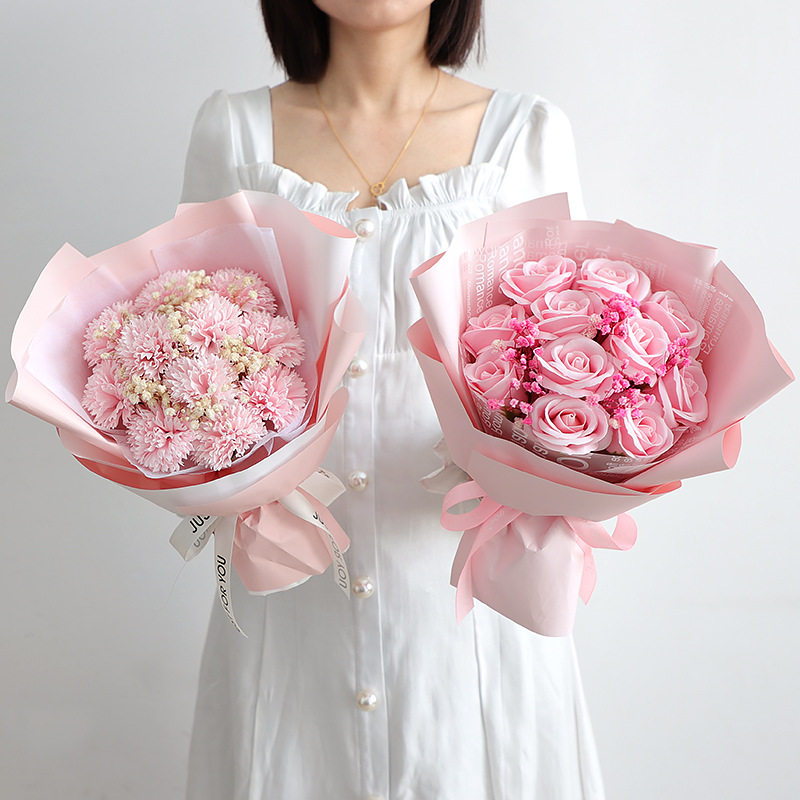 永生花玫瑰花康乃馨礼盒香皂花520母亲节送妈妈成品花束仿真花