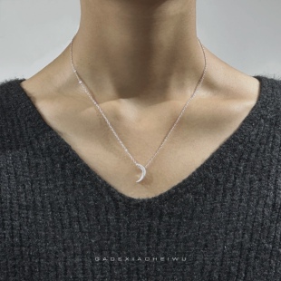 呷的小黑屋足银990月牙项链小众冷淡风锁骨链手工凉山彝族项链女