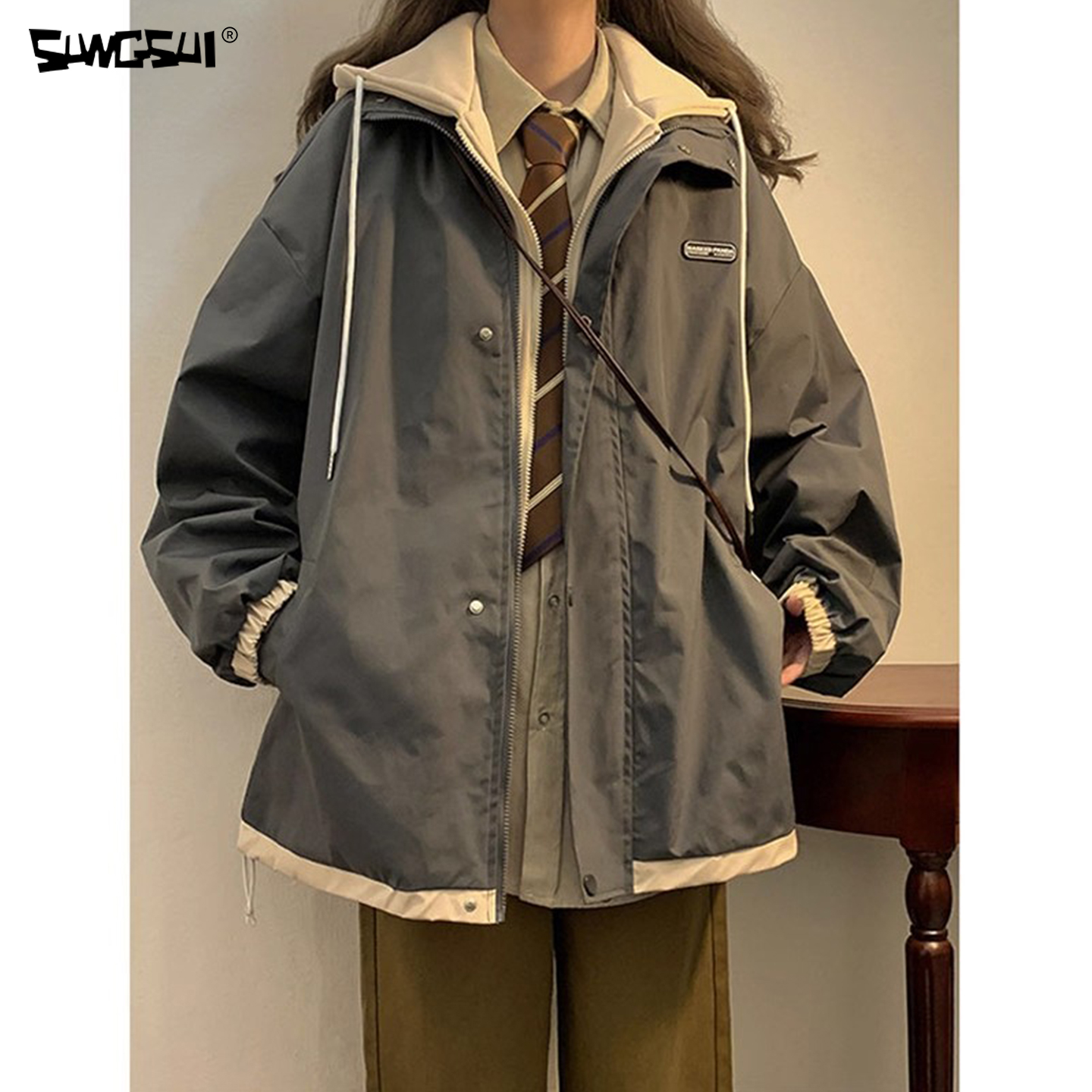 森素美式假两件外套女秋季新款显瘦大码冲锋衣休闲风工装连帽上衣