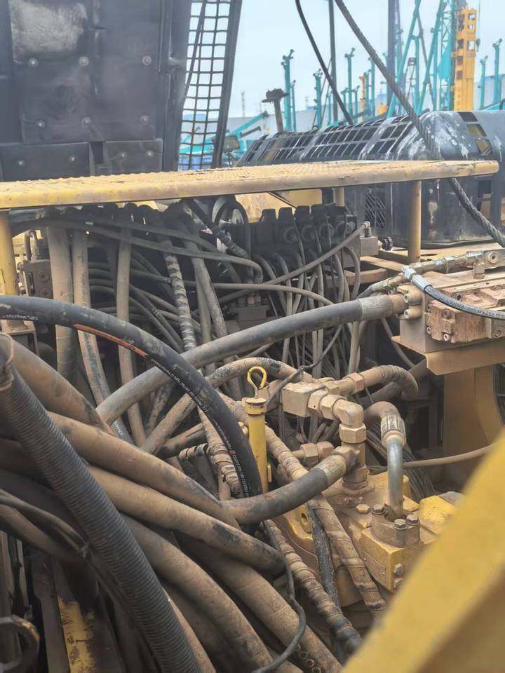 1月20日长沙中国中车牌TR288型旋挖钻机（设备编号为CAT0336DLL5X01246，含围杆、动力头、主机、缺钻杆）网络拍卖公告