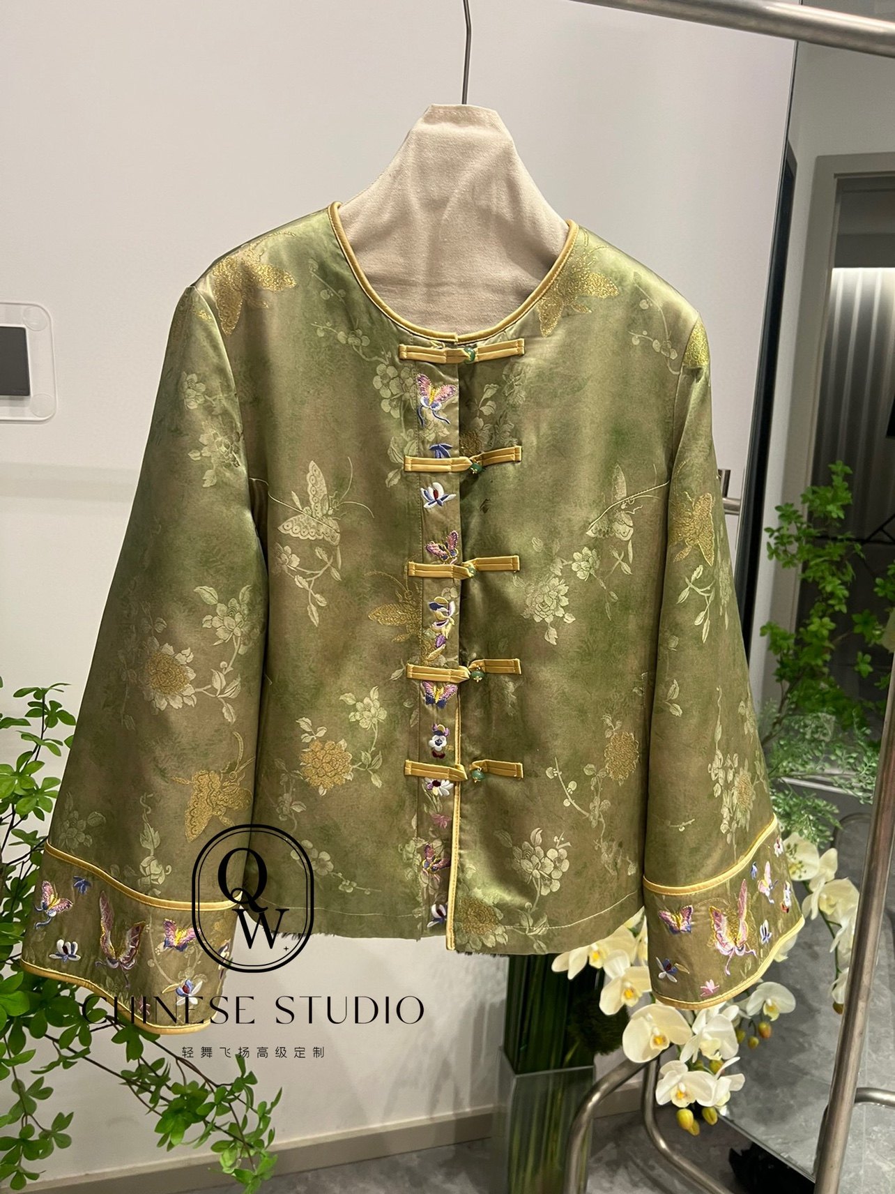 新中式真丝桑蚕丝2025年冬皮毛一体外套女国风双面穿羊毛皮草B051