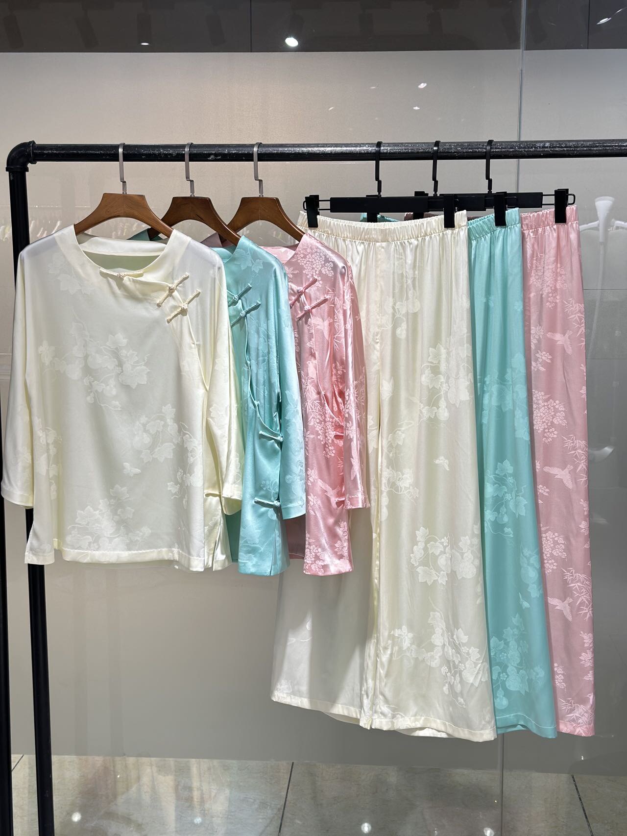 新中式国风禅意女装盘扣上衣休闲炸街减龄时尚裤子套装春夏款