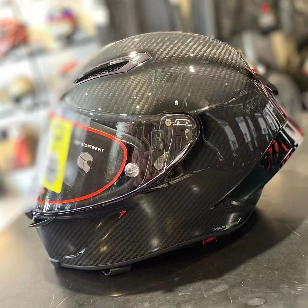 AGV Pista GP RR全碳纤维 意大利产 亮黑磨砂黑头盔