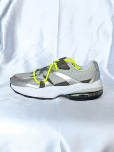 HAN KJOBENHAVN 369565 PUMA 男子休闲鞋 VENOM 彪马 CELL