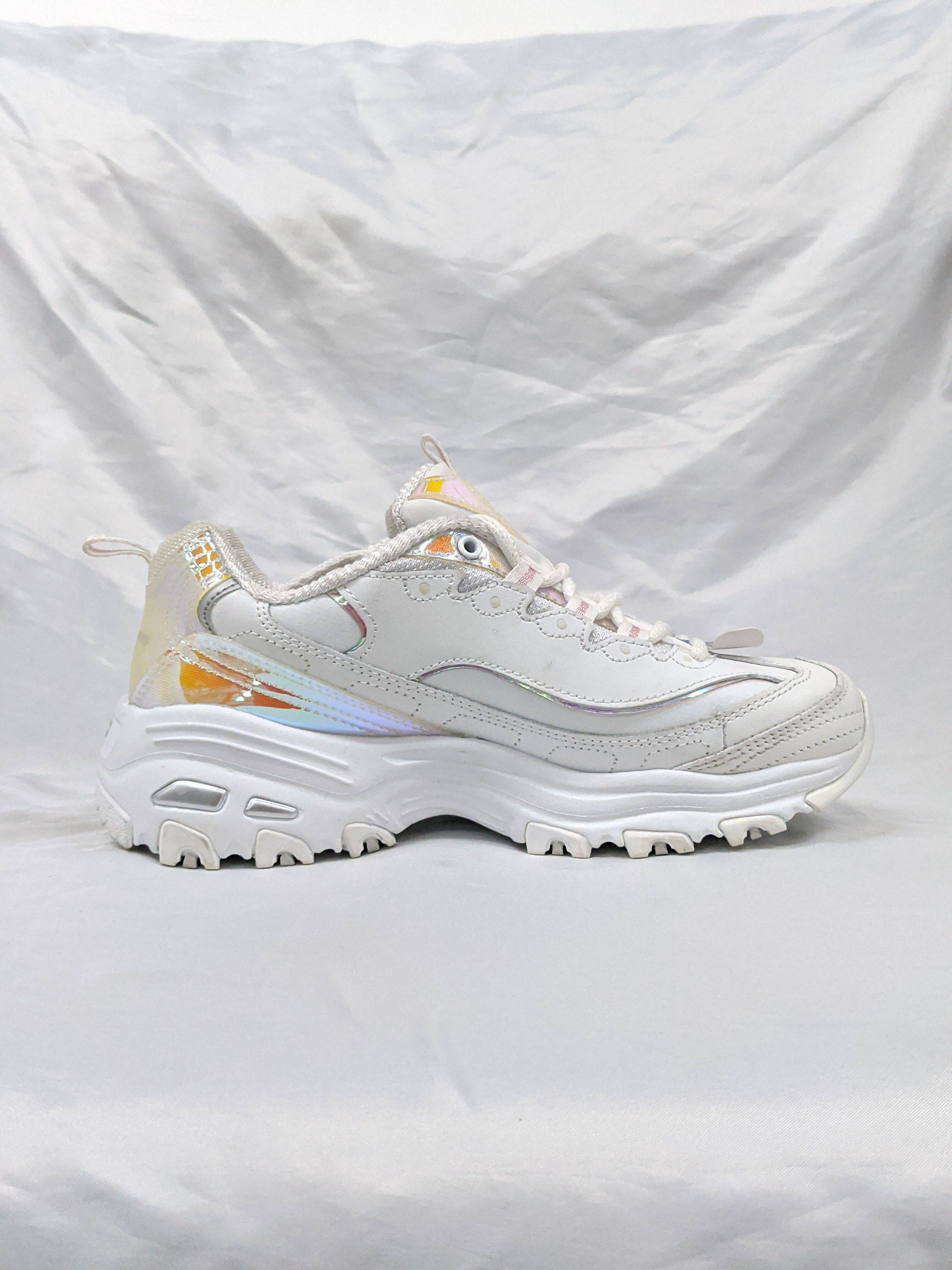 Skechers斯凯奇镭射标女鞋运动鞋厚底老爹鞋休闲鞋149142-WHT.