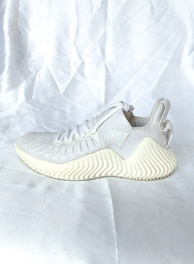 酷动城 adidas AlphaBOUNCE TR 女子经典款休闲鞋跑步鞋 D96450