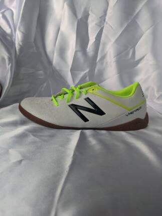 正品 NEW BALANCE VISARO CONTROL INDOOR 男室内场地足球鞋 42码