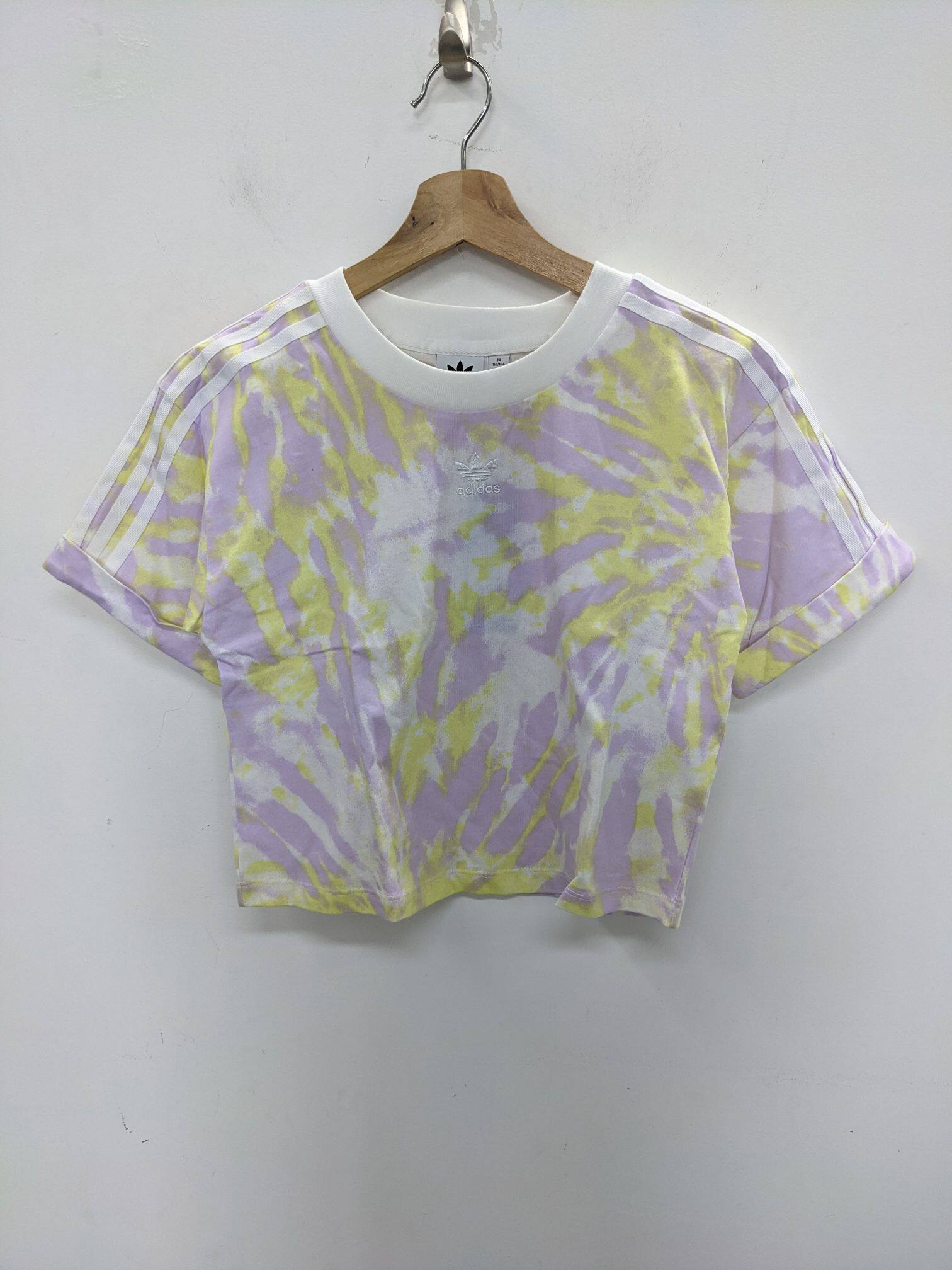 adidas CROP TOP 三叶草春季女装花卉印染运动短袖休闲T恤 GL1974