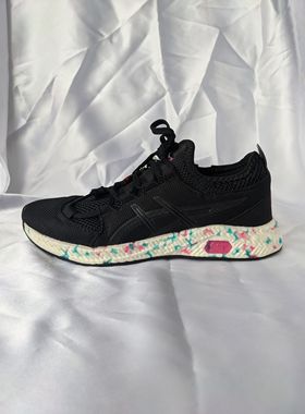 亚瑟士 Asics HyperGEL-SAI心体系列女子运动跑步鞋 1022A013-001