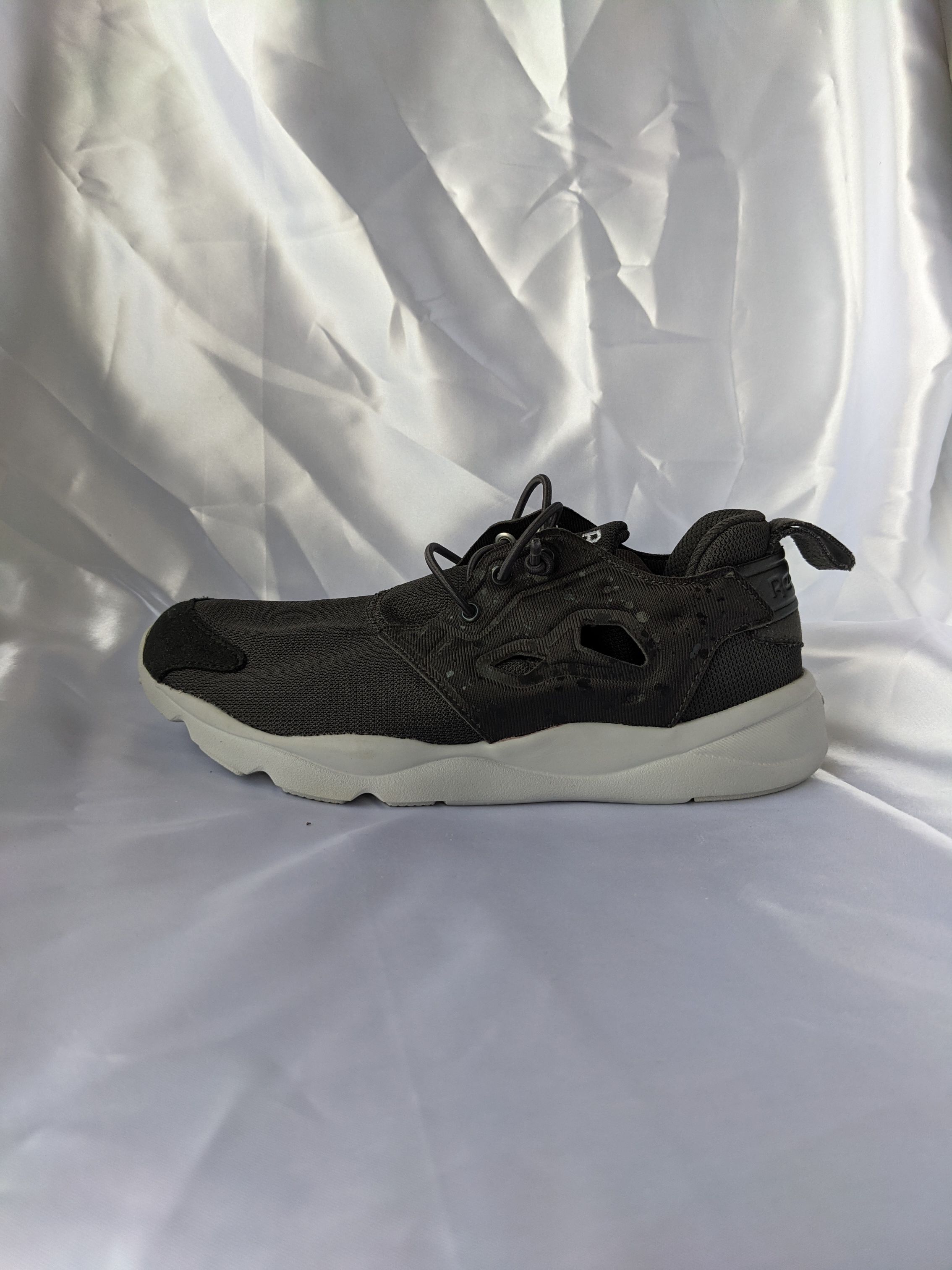 Reebok FURYLITE SP 女子夏天轻量清凉复古一脚蹬休闲鞋 AQ9954