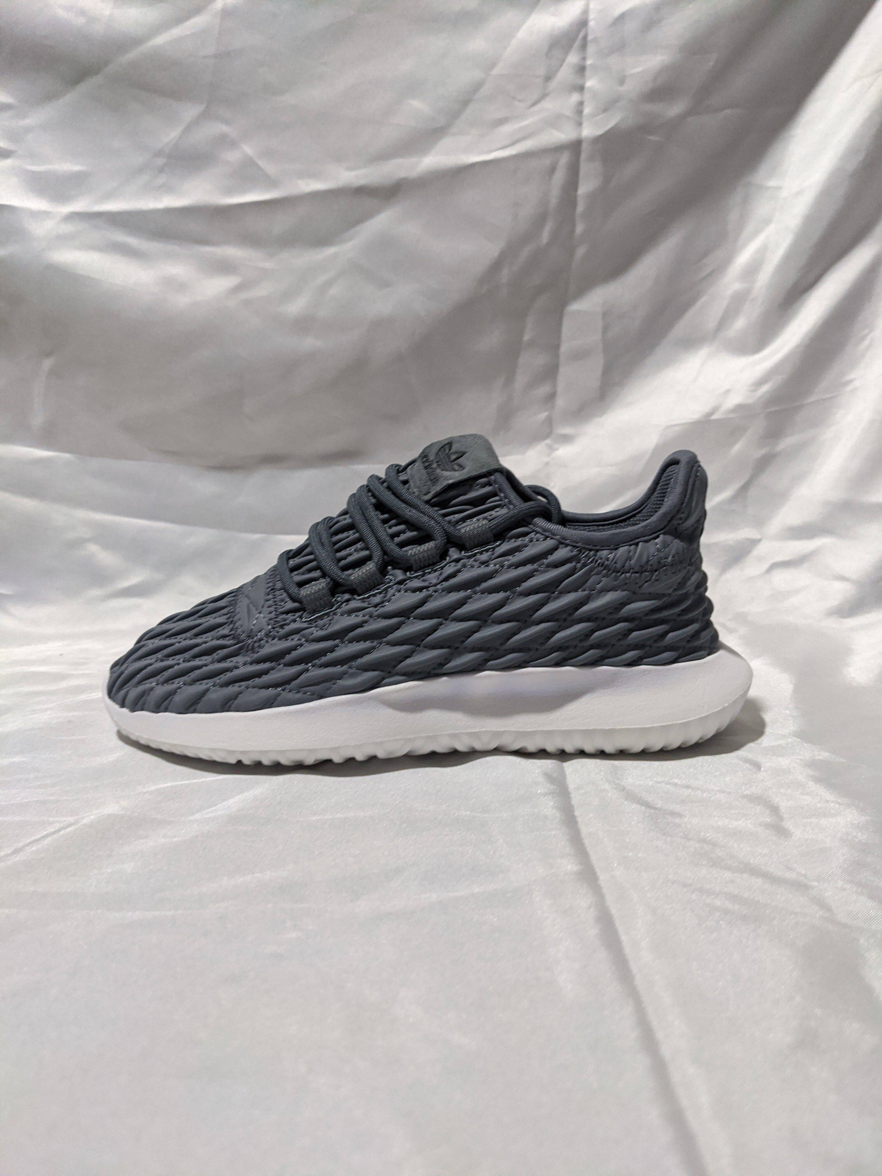 adidas Tubular Shadow Onix 女子手袋皱褶设计灵感休闲鞋 BB8868