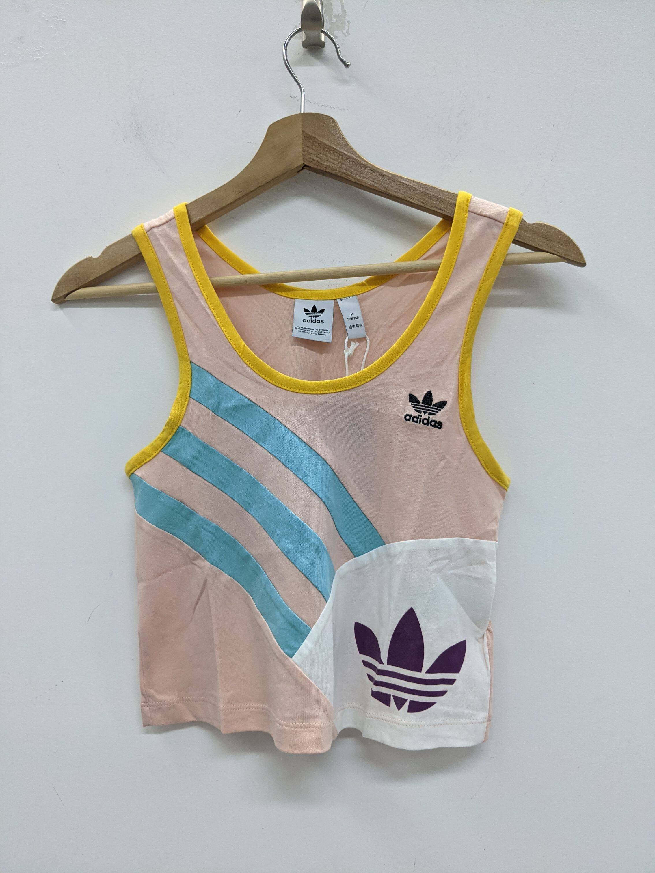 三叶草 adidas Cropped Tank Top 女子彩拼接高腰背心T恤 FN2909