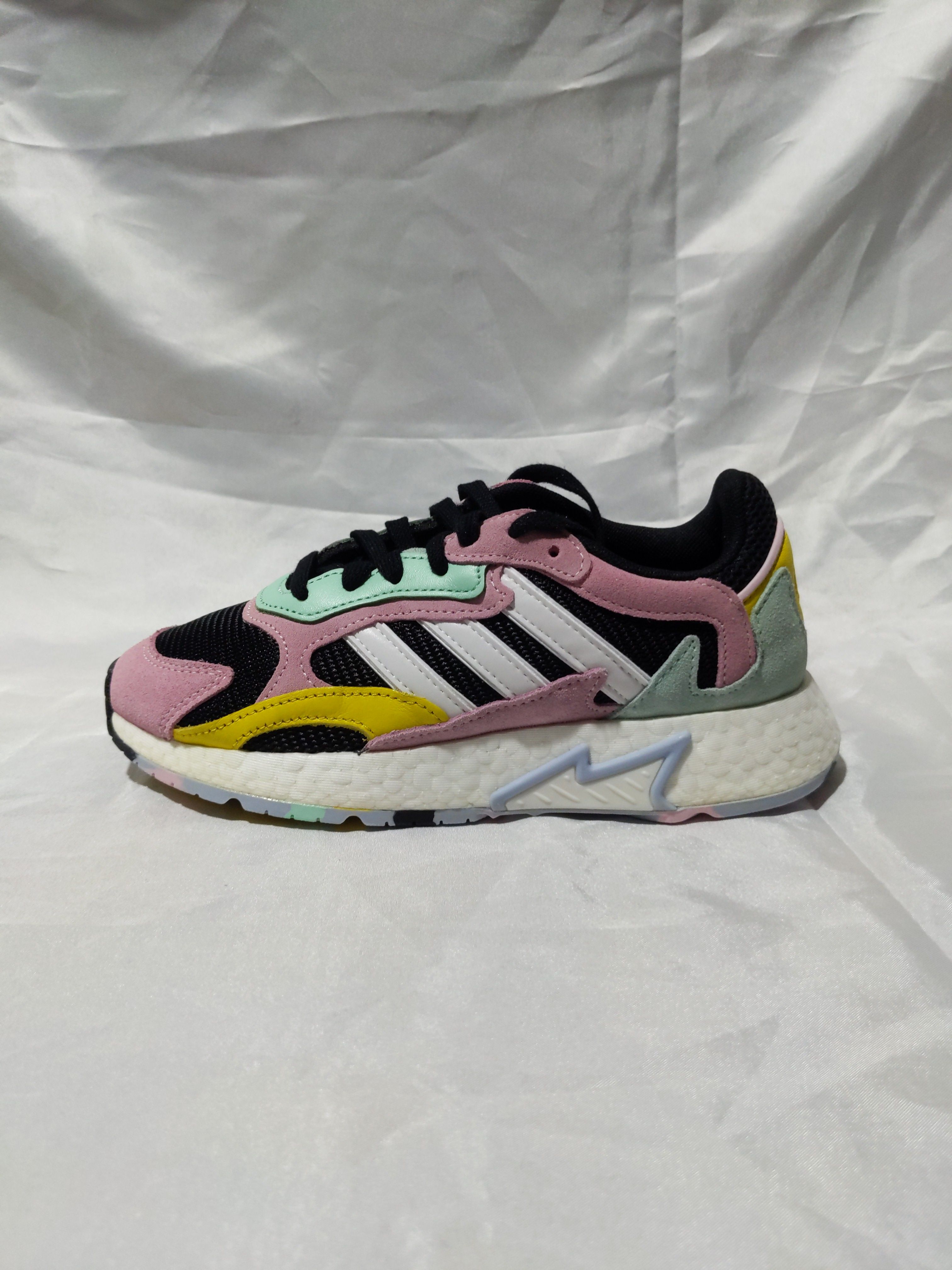 ADIDAS TRESC RUN BR 糖果色马卡龙女子经典休闲运动鞋 EG4775