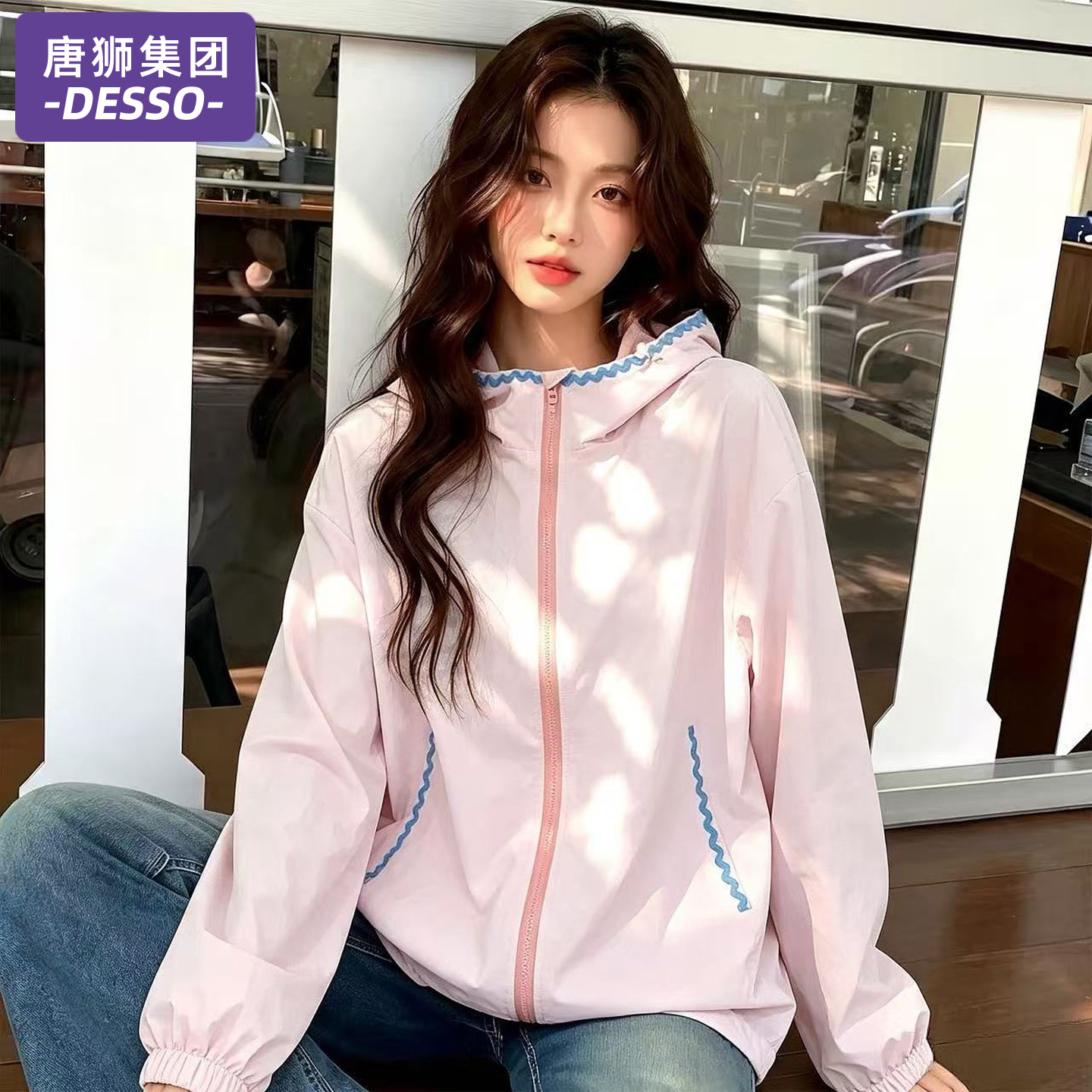 唐狮集团冲锋衣外套女款2026新款图片