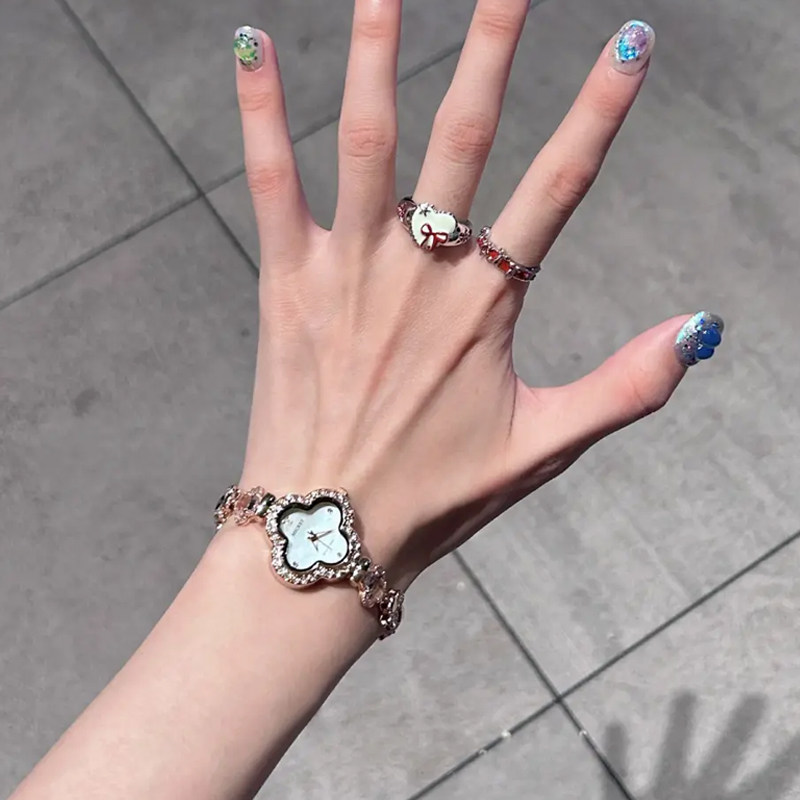 Disney迪士尼四叶草手表女款轻奢小众女士2025新款送女生生日礼物