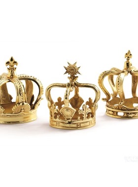 现 纽约下城公园进口Her Highness女王陛下花式金皇冠摆件三款