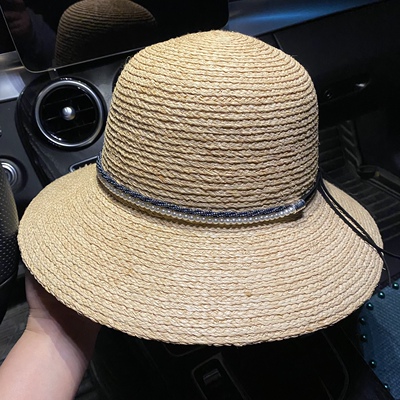 春夏新款拉菲草大檐盆帽渔夫帽细钩针拉菲草小礼帽情侣款出游草帽