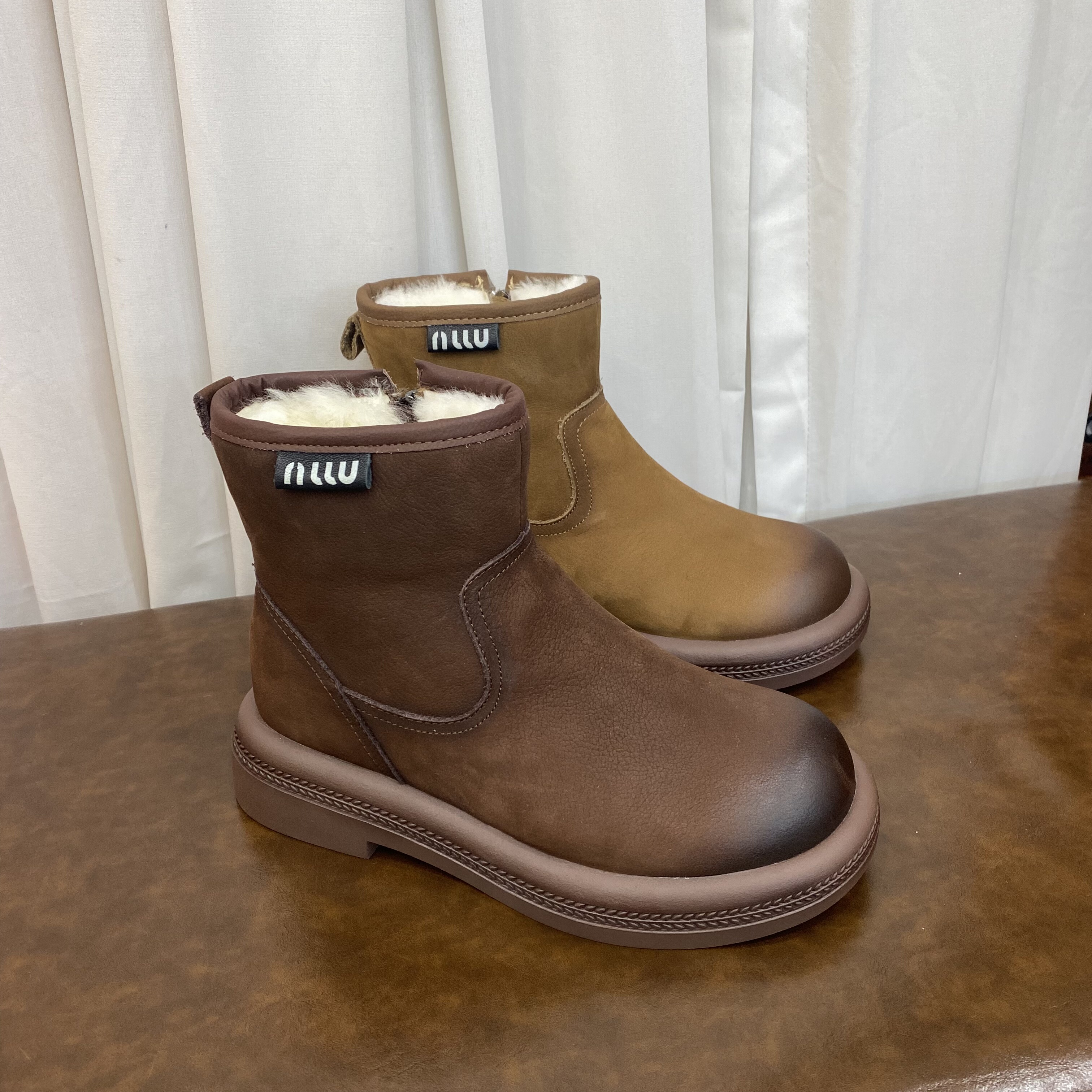 2025冬季纯皮女靴防滑厚底羊毛雪地靴真皮高腰大棉女鞋擦色女棉鞋,女鞋,时尚雪地靴,淘宝优惠券,粉丝福利购,淘宝优惠卷