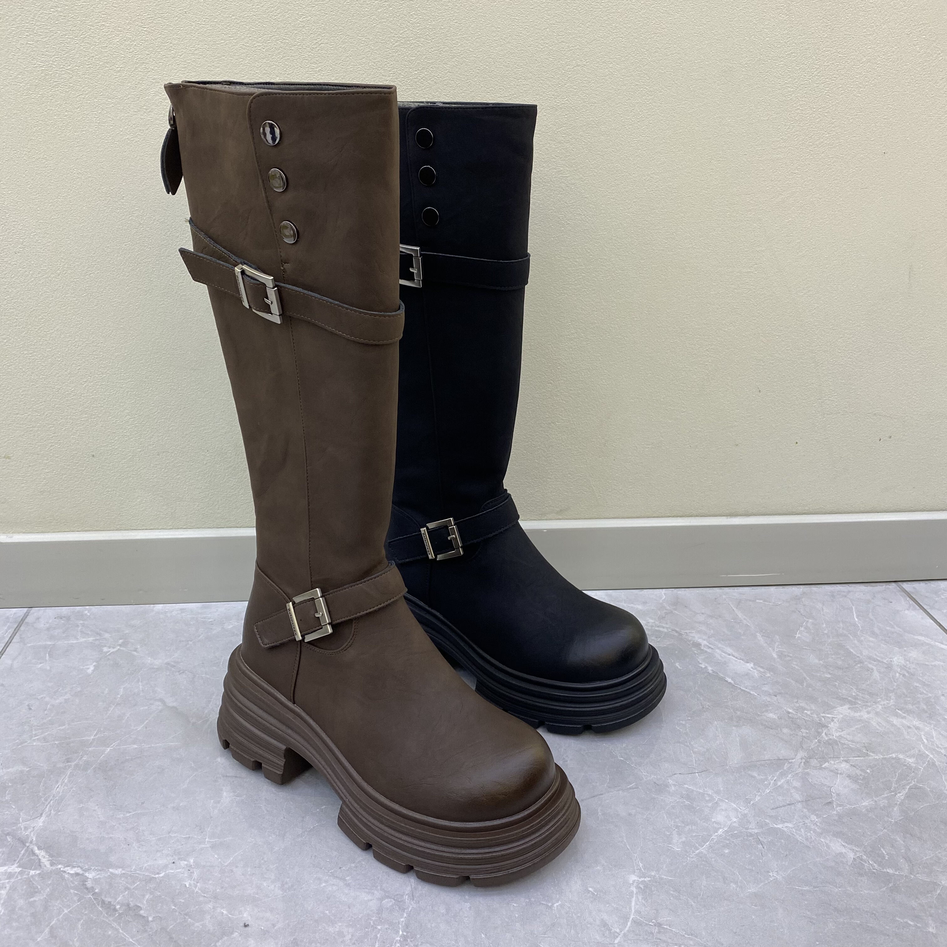 2025秋冬季女靴松糕厚底加棉膝盖下长靴后拉链棉骑士靴女棉靴潮靴