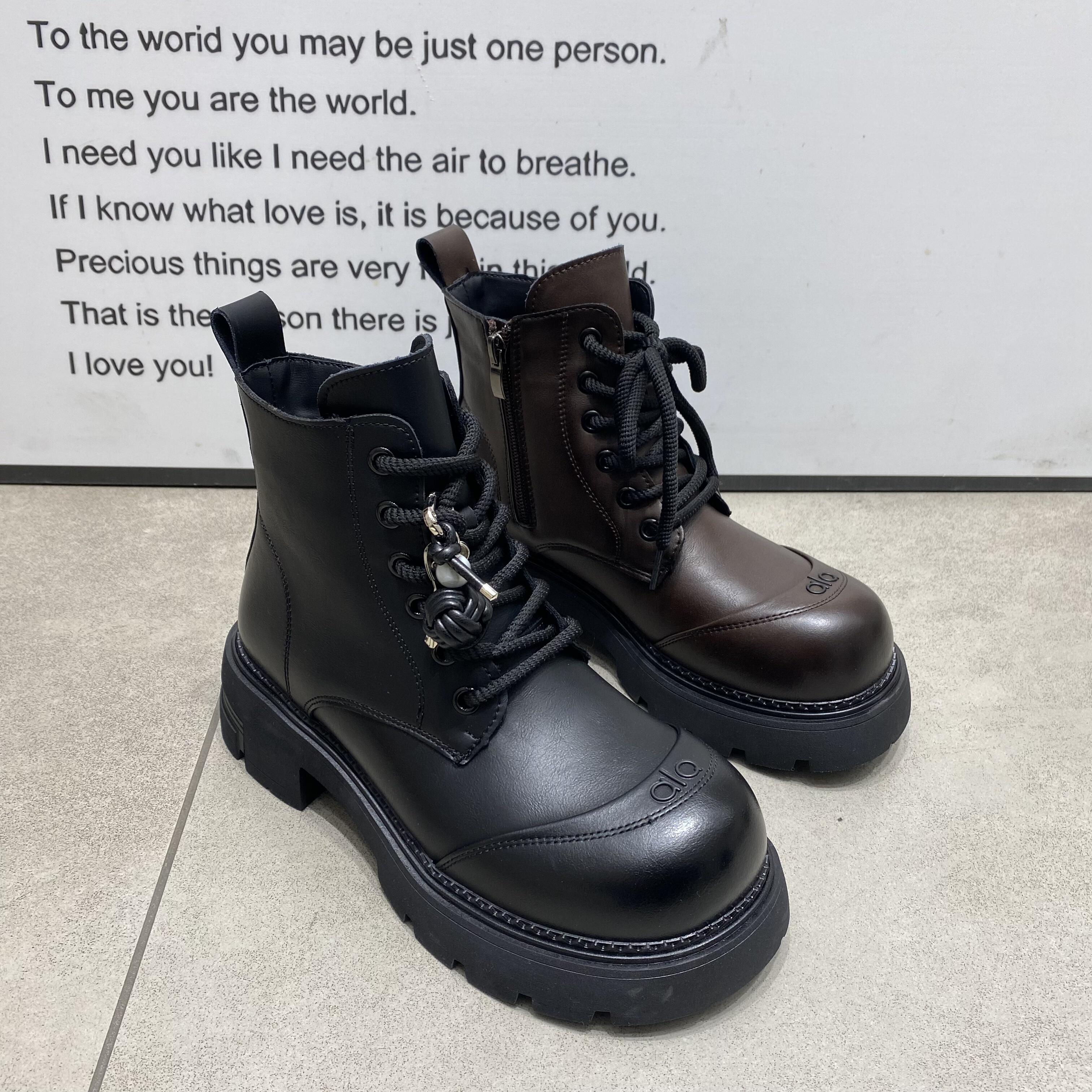 2025冬季女鞋防滑厚底加棉高帮短靴真皮大棉马丁靴高腰女棉靴潮靴