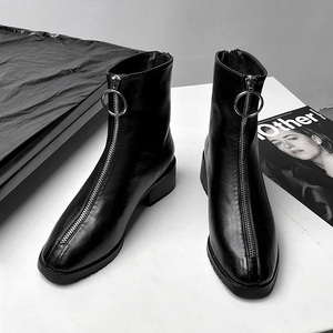 黑色机车帅气女靴