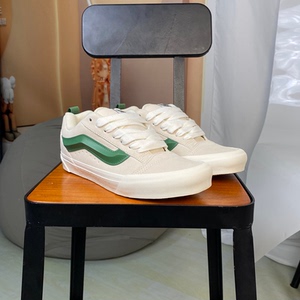 VANS范斯低帮休闲面包板鞋