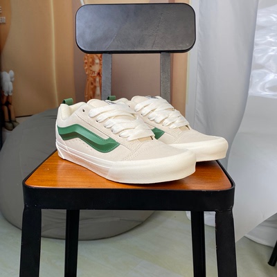VANS范斯低帮休闲面包板鞋