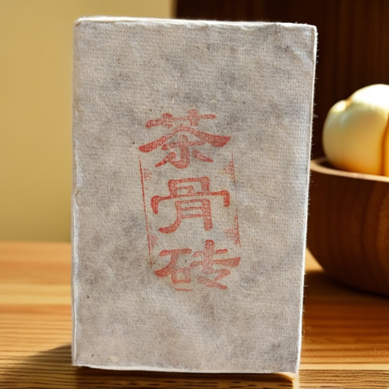 拍1发2，2010年古树料茶骨砖250克 普洱熟茶